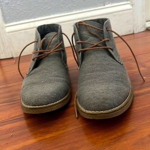 Perry Ellis port folio Great condition